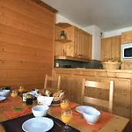 Lagrange Du Galibier Aparthotel 4*