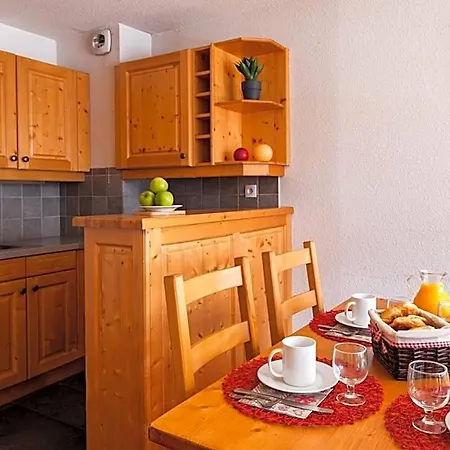 Lagrange Du Galibier 아파트호텔 발루아